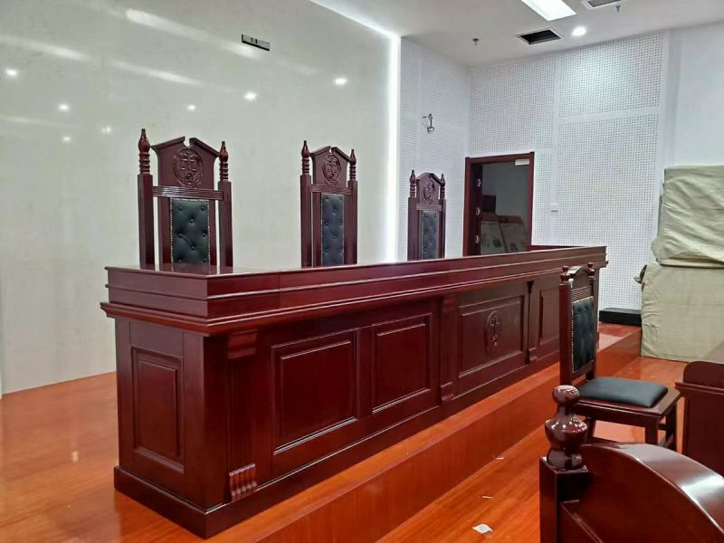 法院审判桌椅